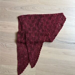 Elegant Burgundy Lace Scarf